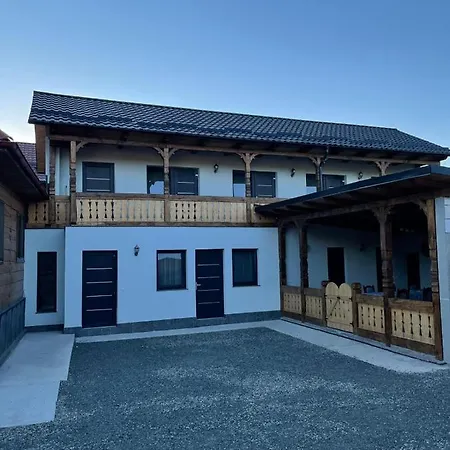 Guest house Casa De Langa Padure *